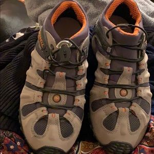 Merrell woman’s hiking shoes